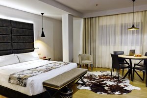 Room & Suite