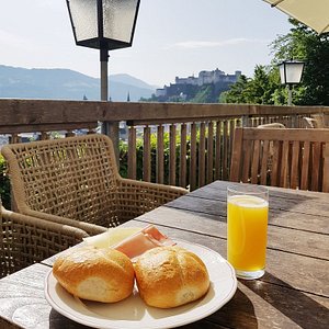 Завтрак с чудесным видом