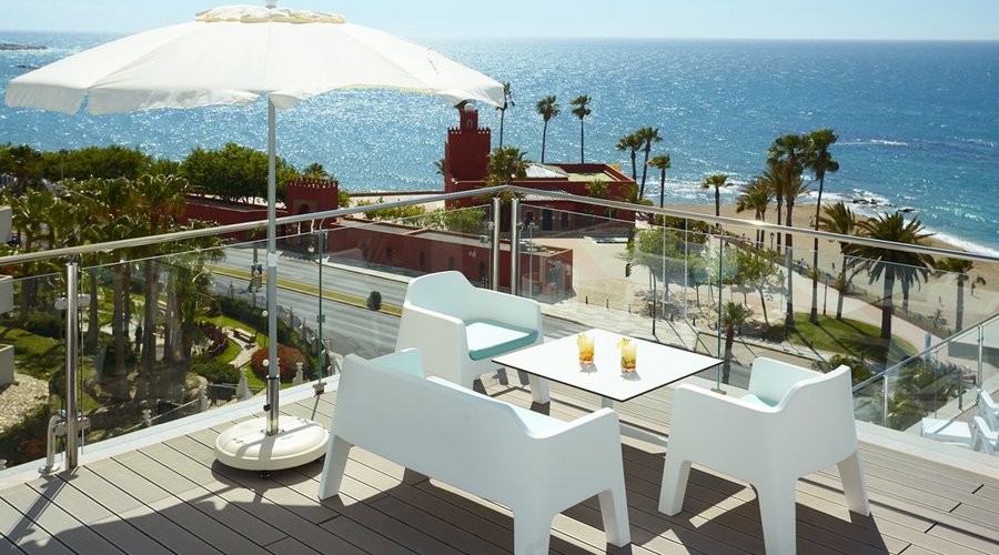 Sky Bar (hotel roof/azotea)