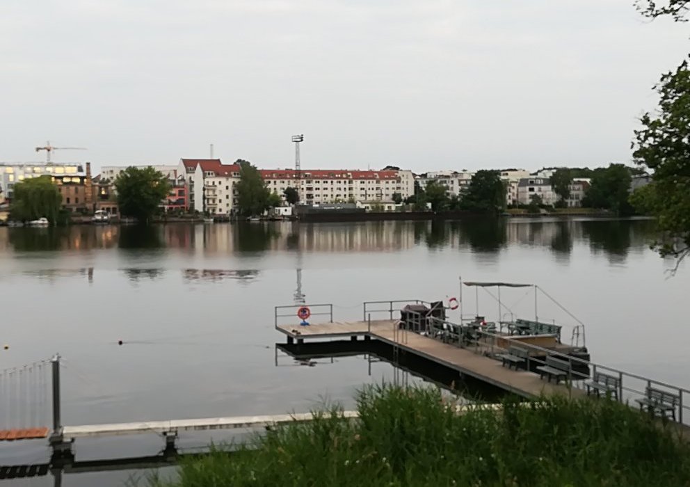 Seminar and guesthouse Flussbad Gartenstrasse by null