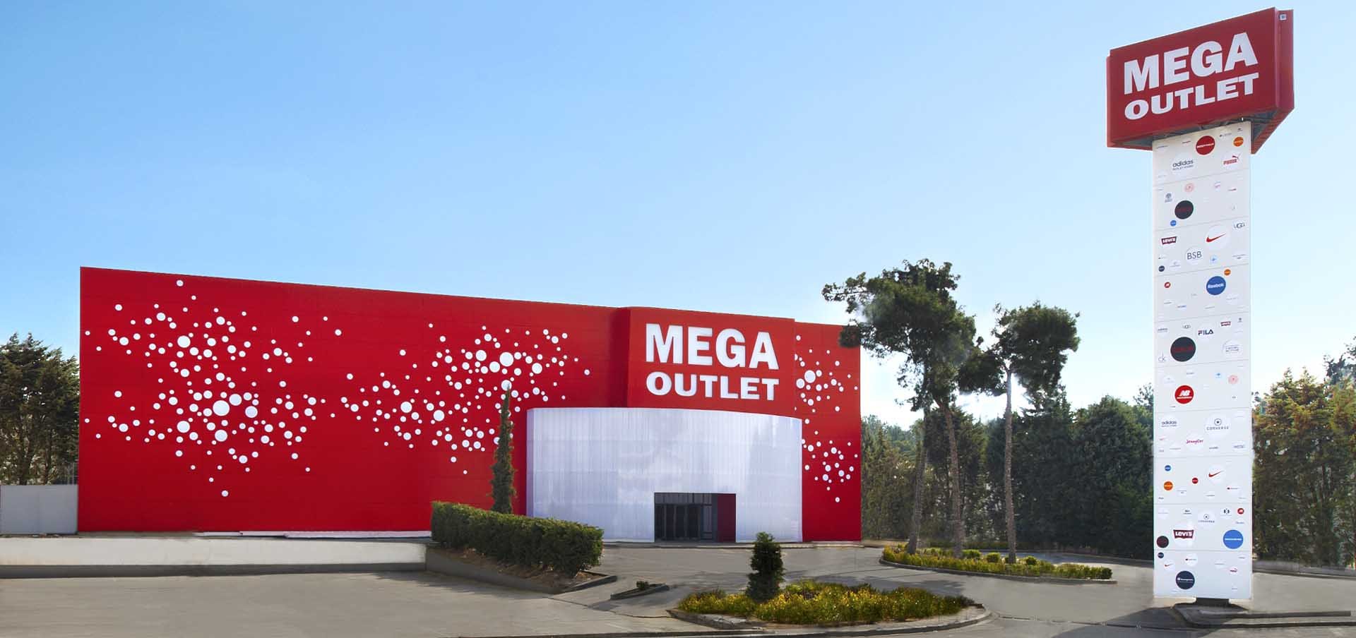 Mega store outlet nike