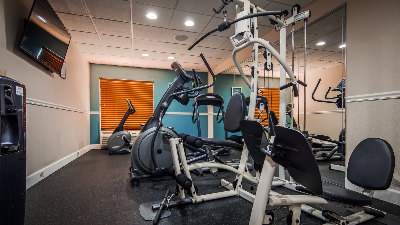BEST WESTERN AIRPORT INN $86 ($̶1̶0̶6̶) - Updated 2024 Prices & Hotel Reviews - Fort Myers, FL BEST WESTERN AIRPORT INN $86... 