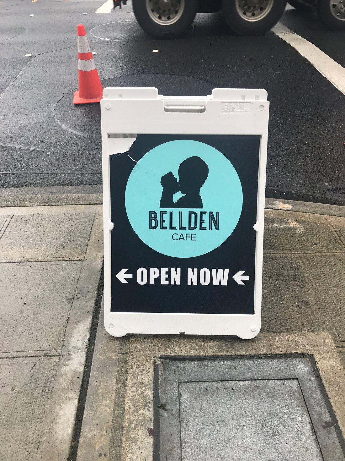 BELLDEN CAFE, Bellevue - Menu, Prices & Restaurant Reviews - Order ...