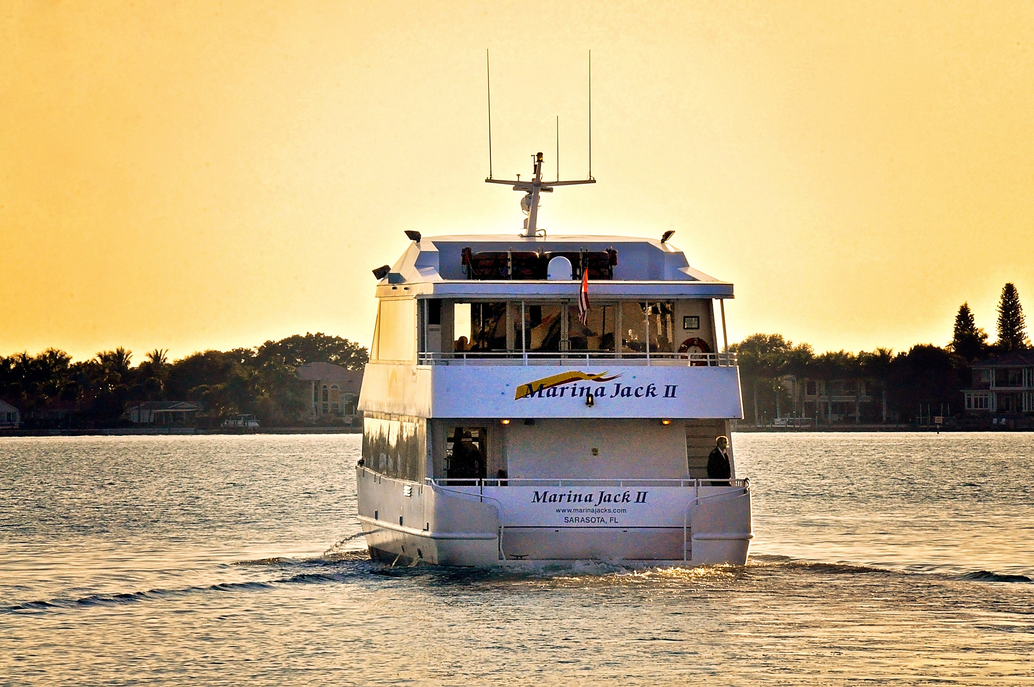 marina jacks dinner cruise