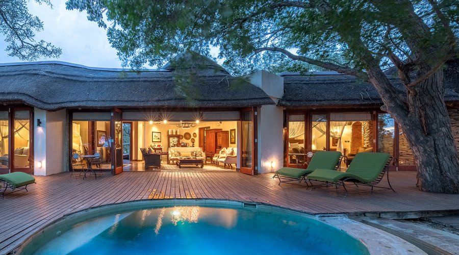 Presidential Baines Suite - Outside