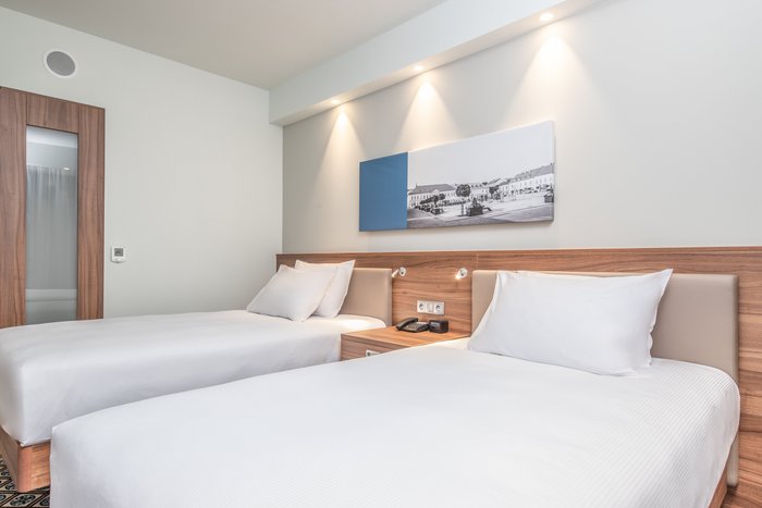 Hampton by Hilton Oswiecim Rooms: Pictures & Reviews - Tripadvisor