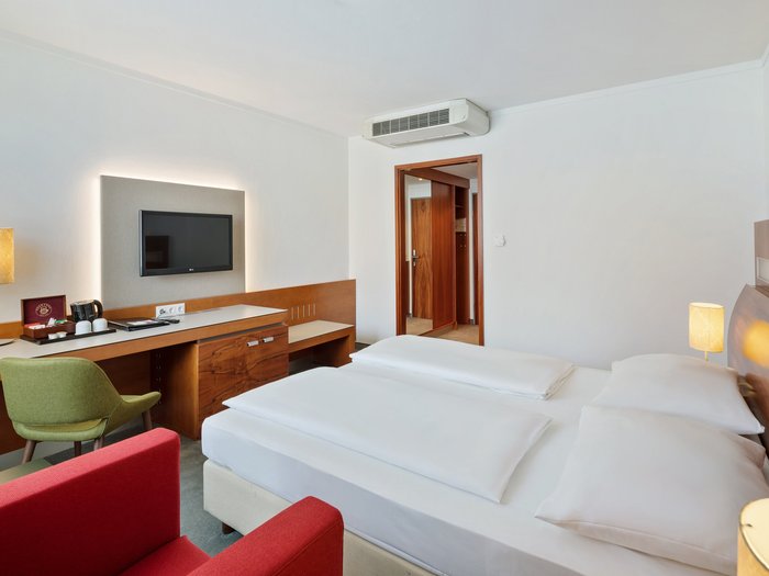 Hotel Europa Graz Rooms: Pictures & Reviews - Tripadvisor