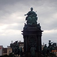 Maria Theresien Square