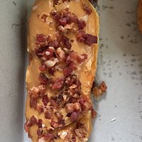 Their maple bacon donut is delicious!