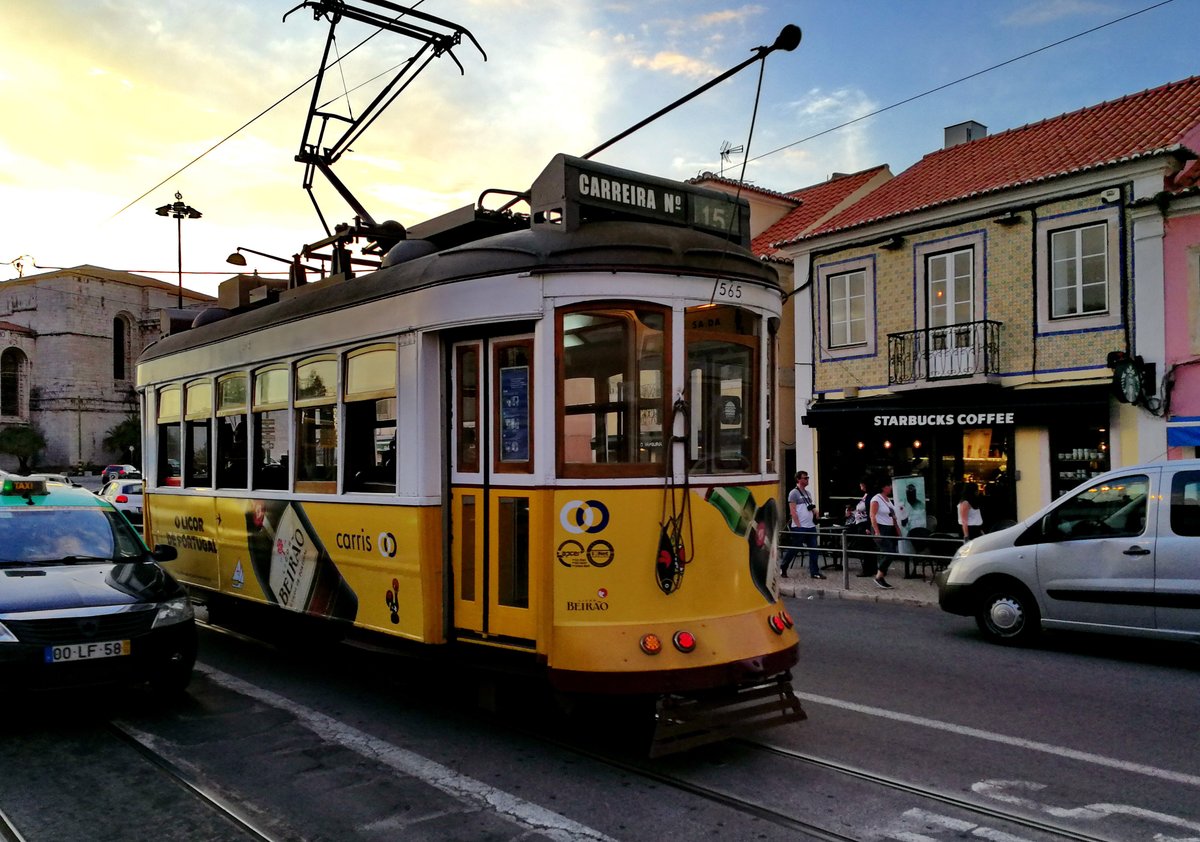 How to get to Media Markt in Lisboa by Bus, Train or Metro?