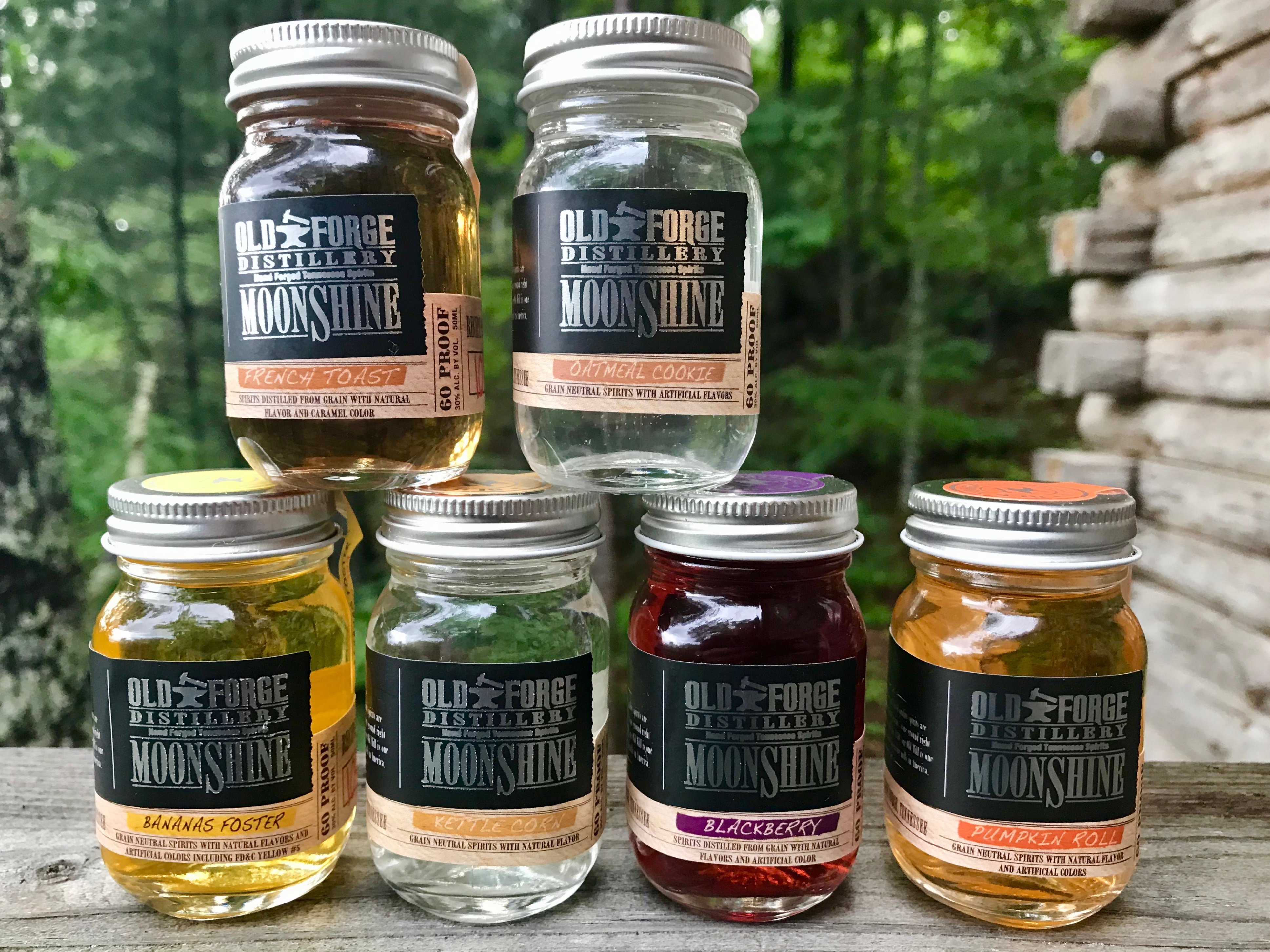 OLD FORGE DISTILLERY Pigeon Forge Ce Qu Il Faut Savoir   Moonshine Minis 