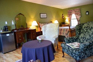 Room & Suite