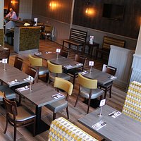 RAZIAS Authentic Indian Restaurant