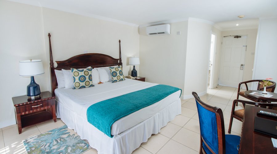 Superior Room King Bed