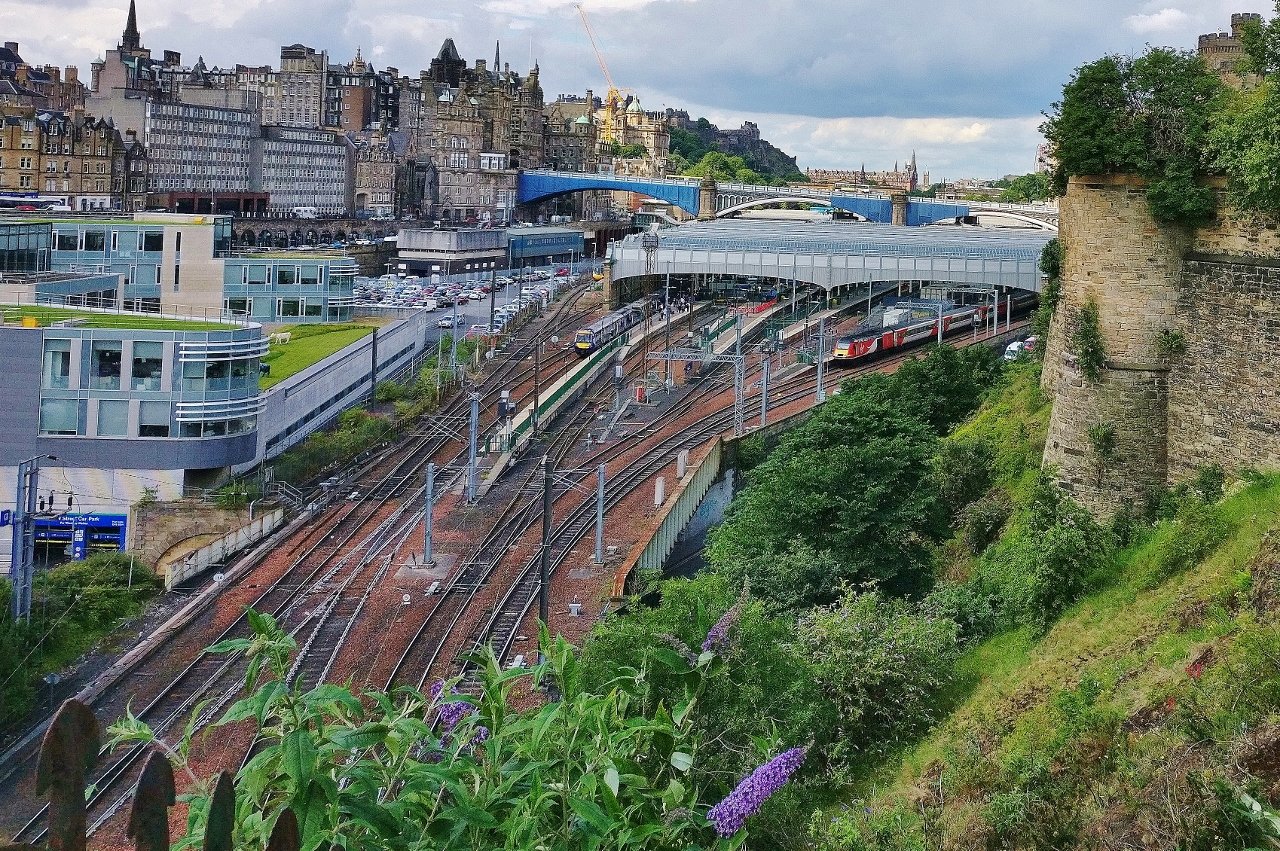 Edinburgh Waverley Station All You Need To Know BEFORE You Go   Edinburgh Waverley Station 