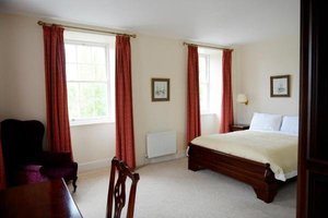 Room & Suite