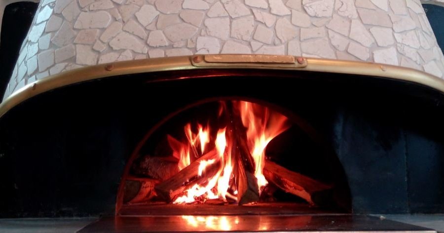 Pizzeria Bella Napoli - Real wood fired pizza