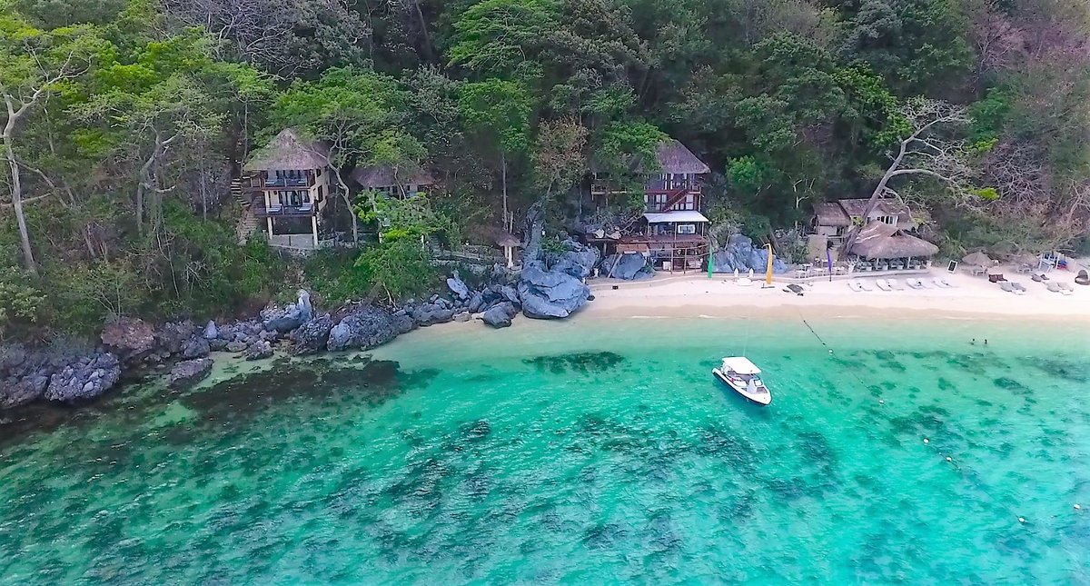 Pangulasian Island Resort