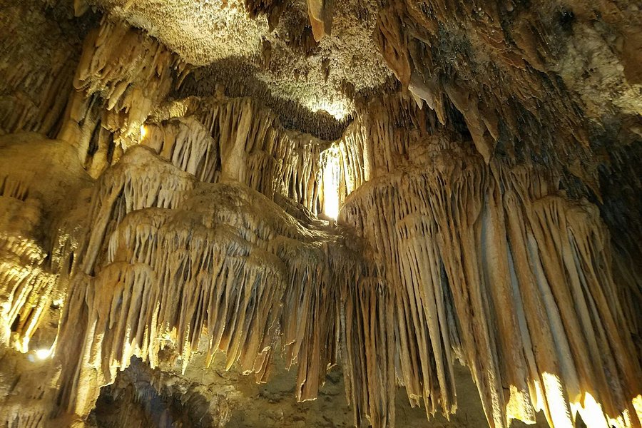 bridal cave tours