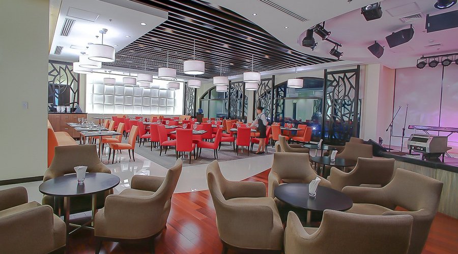 9 Spoons, an all Day Dining cafe at the penthouse 