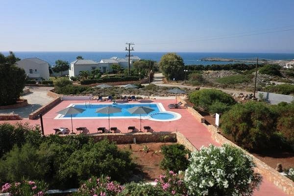 Une table-piscine pour s'évader tout en restant chez soi !