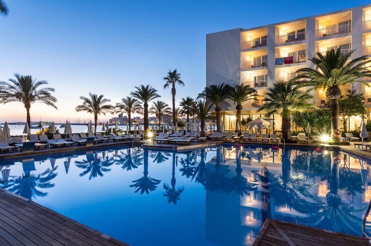 Dit zijn de 6 mooiste hotels op Ibiza