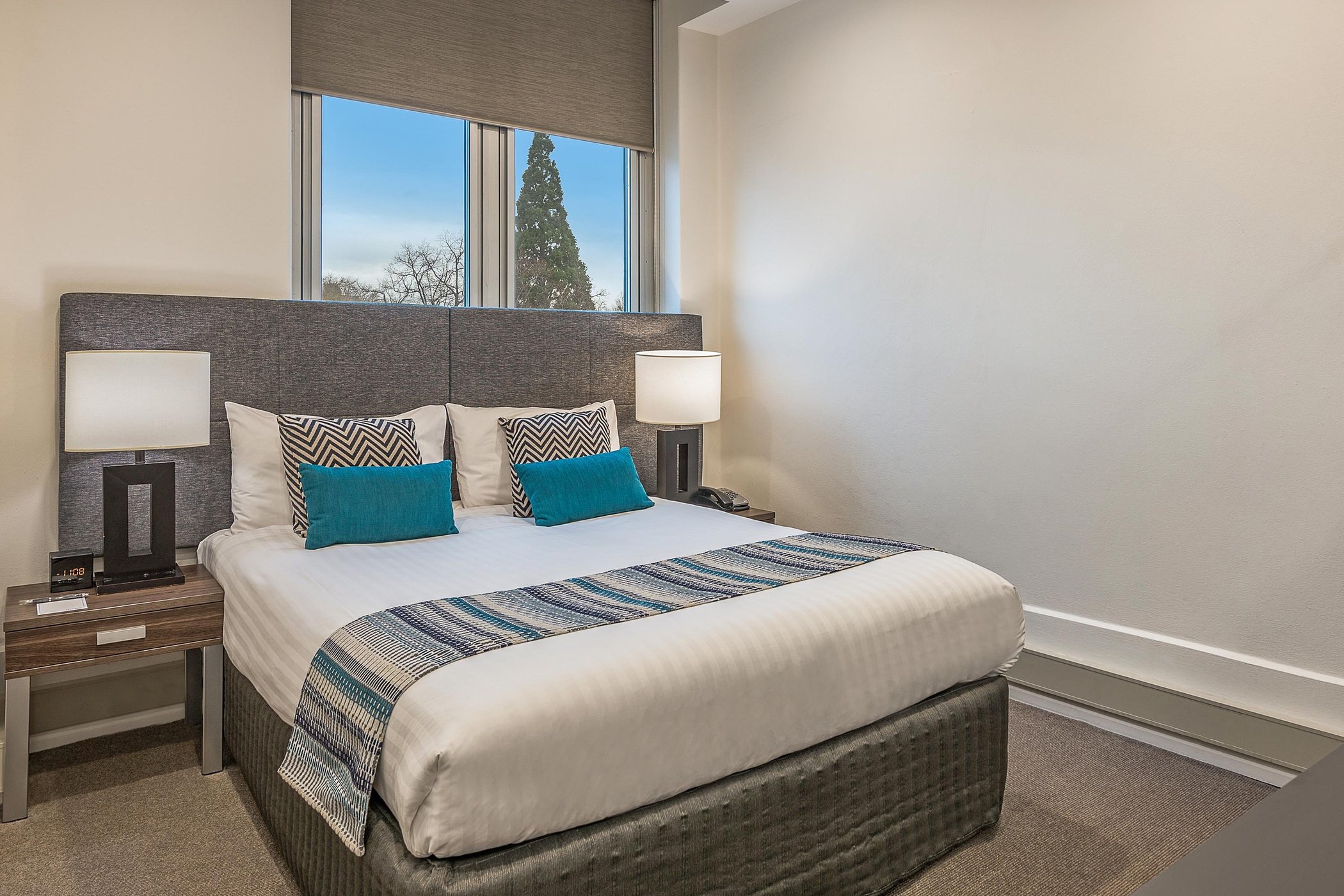 Mantra One Sandy Bay Road Hobart by null