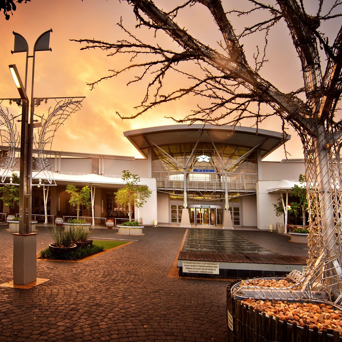riverside mall stores
