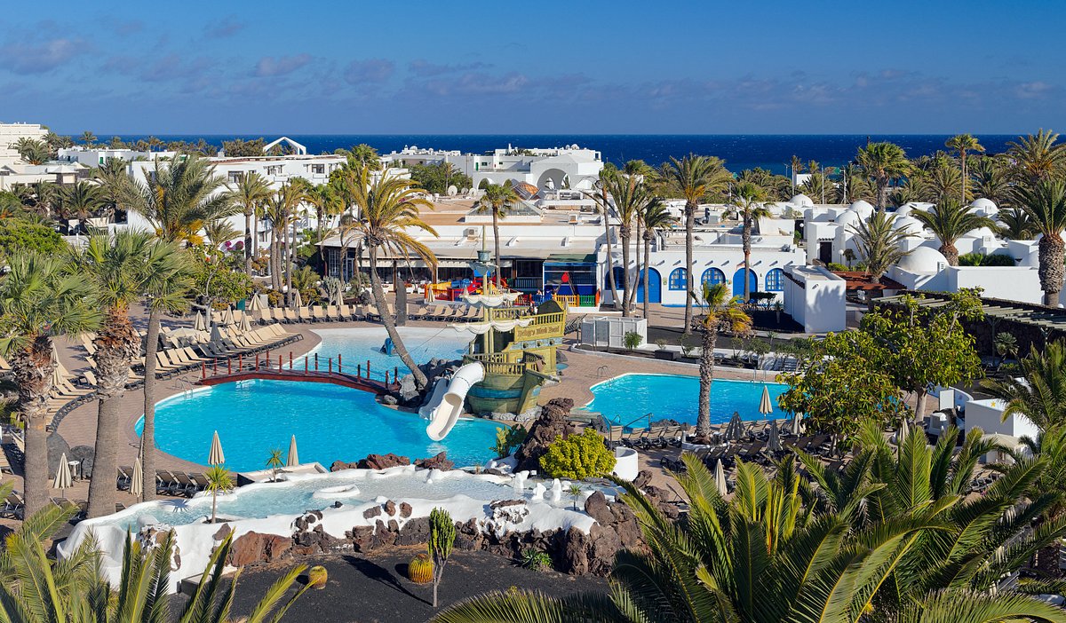 H10 Suites Lanzarote Gardens, hotel en Costa Teguise