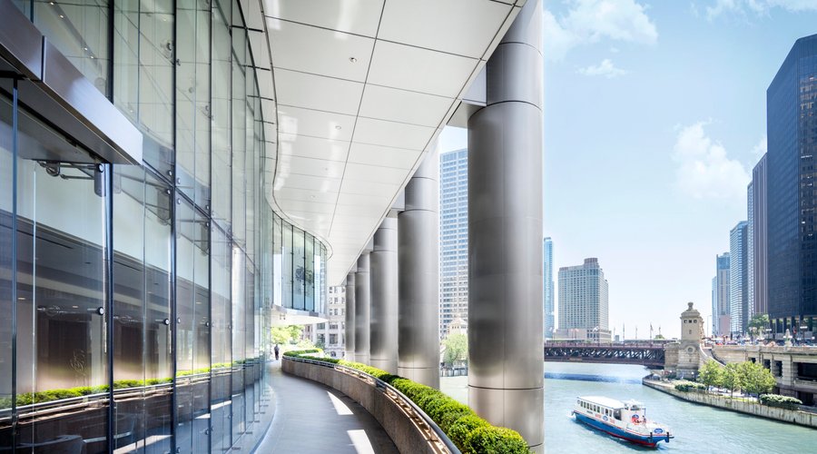 Luxury Chicago Hotel - Trump Chicago