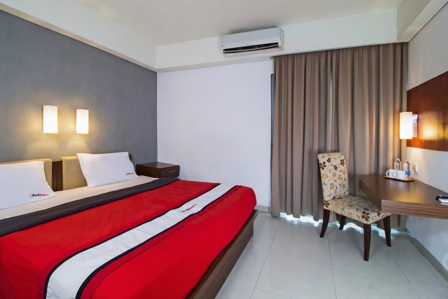 REDDOORZ PLUS NEAR RS PERTAMINA - Guest House Reviews (Jakarta, Indonesia)