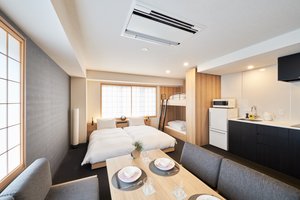 Room & Suite