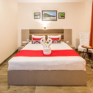 Deluxe King Bed Room