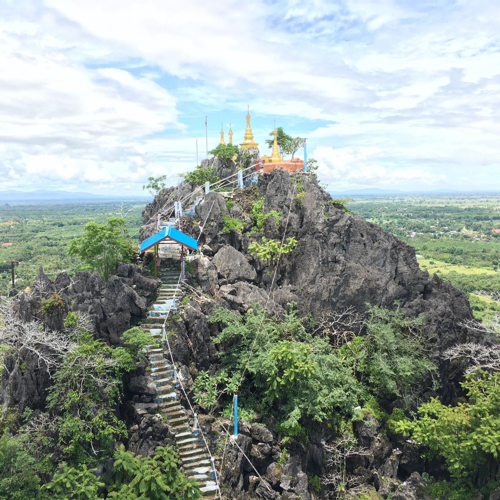 孟邦旅游 