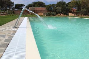Piscina e praia