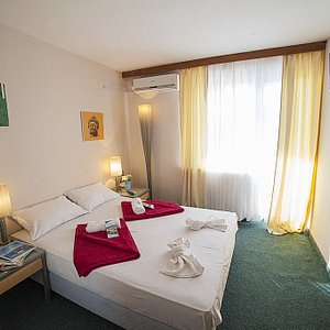 Hotel BIP, hotel in Budva