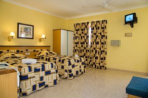 Room & Suite