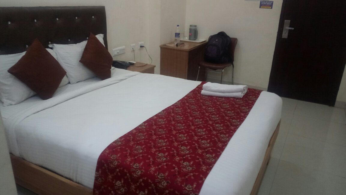 OYO 3169 HOTEL LOTUS GRAND (Secunderabad) - Hotel Reviews, Photos, Rate ...