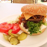Farmer Burger, ohne Pommes nur €5