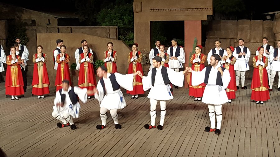 Una coreografía de hombres