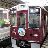 阪急三宮駅 ここも立派な駅ですね。