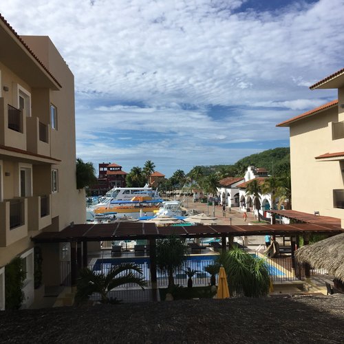 HOLIDAY INN HUATULCO, AN IHG HOTEL $79 ($̶9̶9̶) - Updated 2024 Prices ...