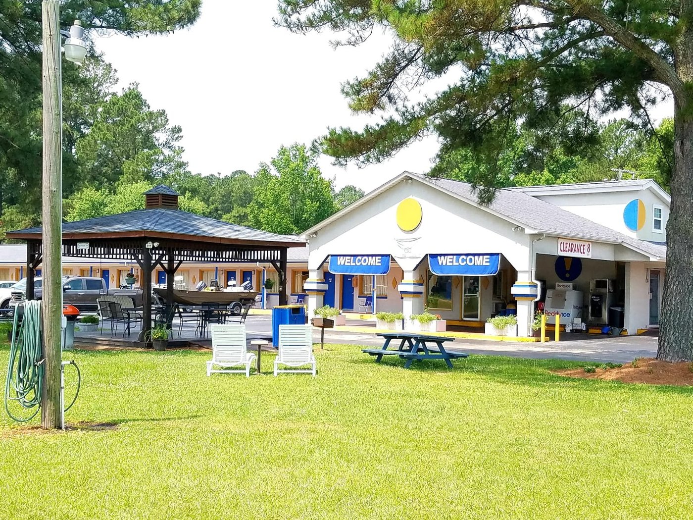 SPORTSMAN'S INN Updated 2023 Prices & Hotel Reviews (Plymouth, NC)