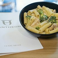 Rigatoni con pollo e broccoli! Classic italian recipe at Pantheon!
