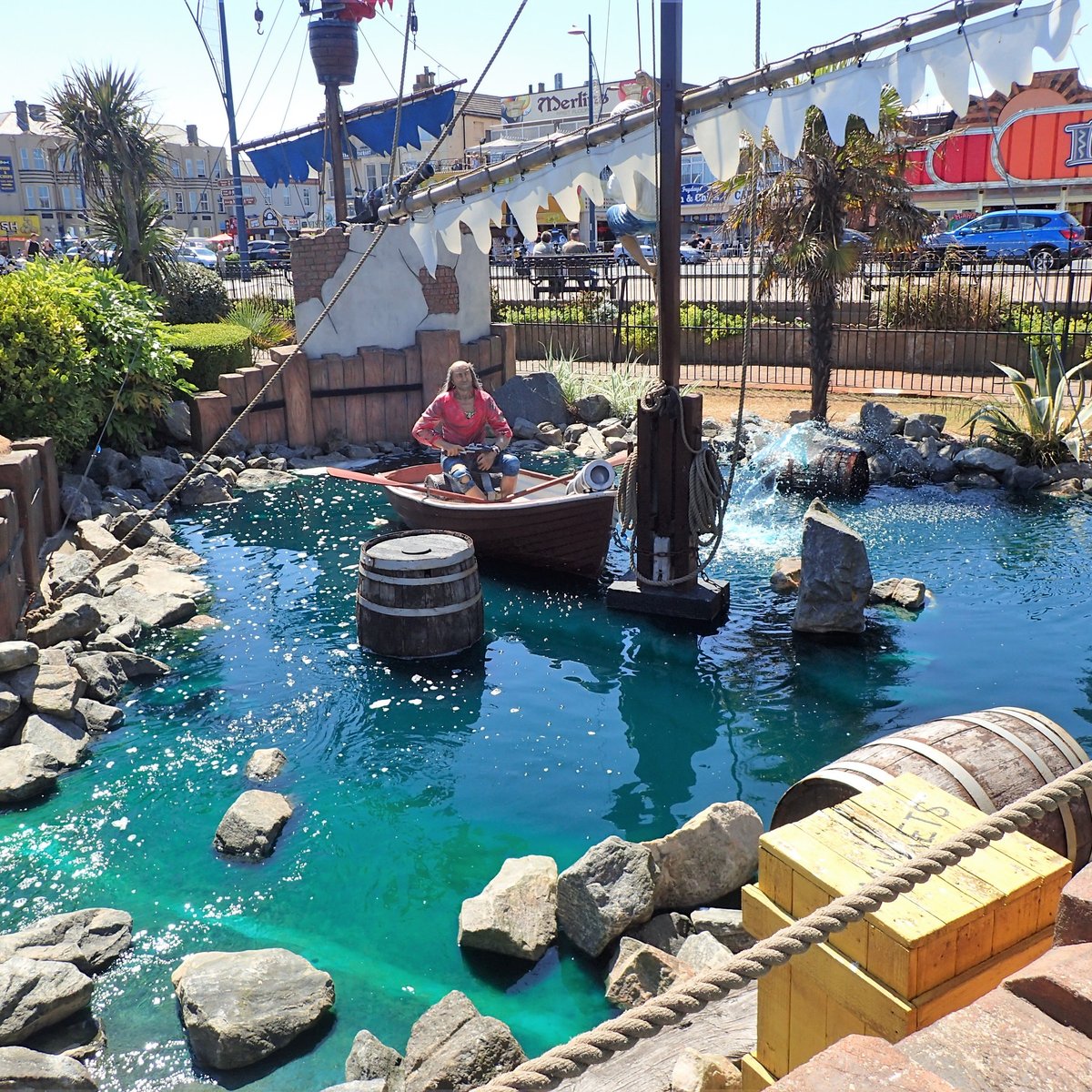 pirates-cove-adventure-golf-great-yarmouth-lohnt-es-sich