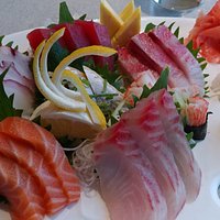 Fugakyu Shashimi platter - Bechego