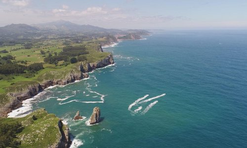 Espectacular vista de la ruta en moto de agua