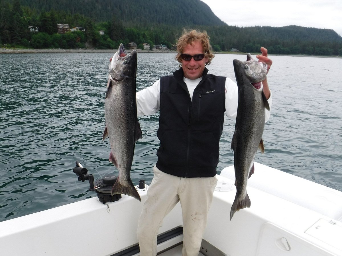 Juneau Shore Fishing for Alaskan Salmon: Enjoy Hands-On Fishing Experience  Suitable for All Ages: Book Tours & Activities at