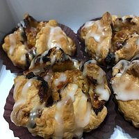 限定チェリーパイ。赤いチェリーは乗っていませんが美味しかったです。