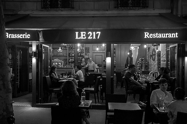Le 217 Brasserie Restaurant ?w=600&h= 1&s=1